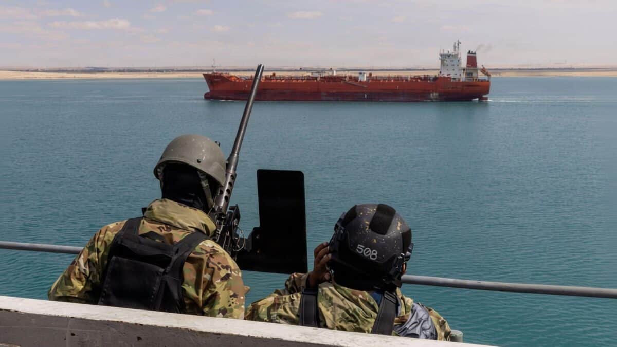 Blocajul din Strâmtoarea Hormuz amenință 20% din petrolul mondial