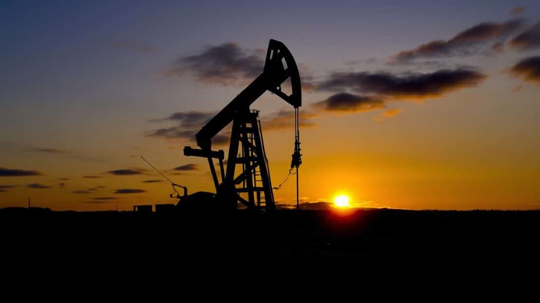 Războiul SUA-Iran blochează Golful: Kuweit reduce producția de petrol