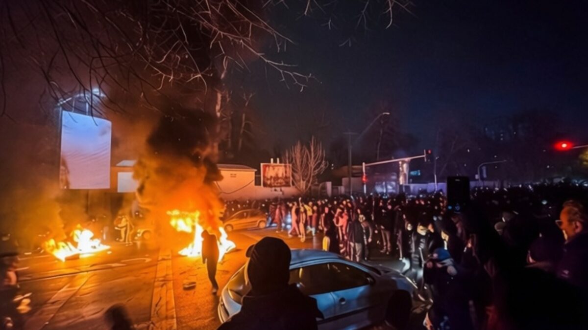 Represiune fără precedent în Iran – peste 500 de arestări de la începutul războiului