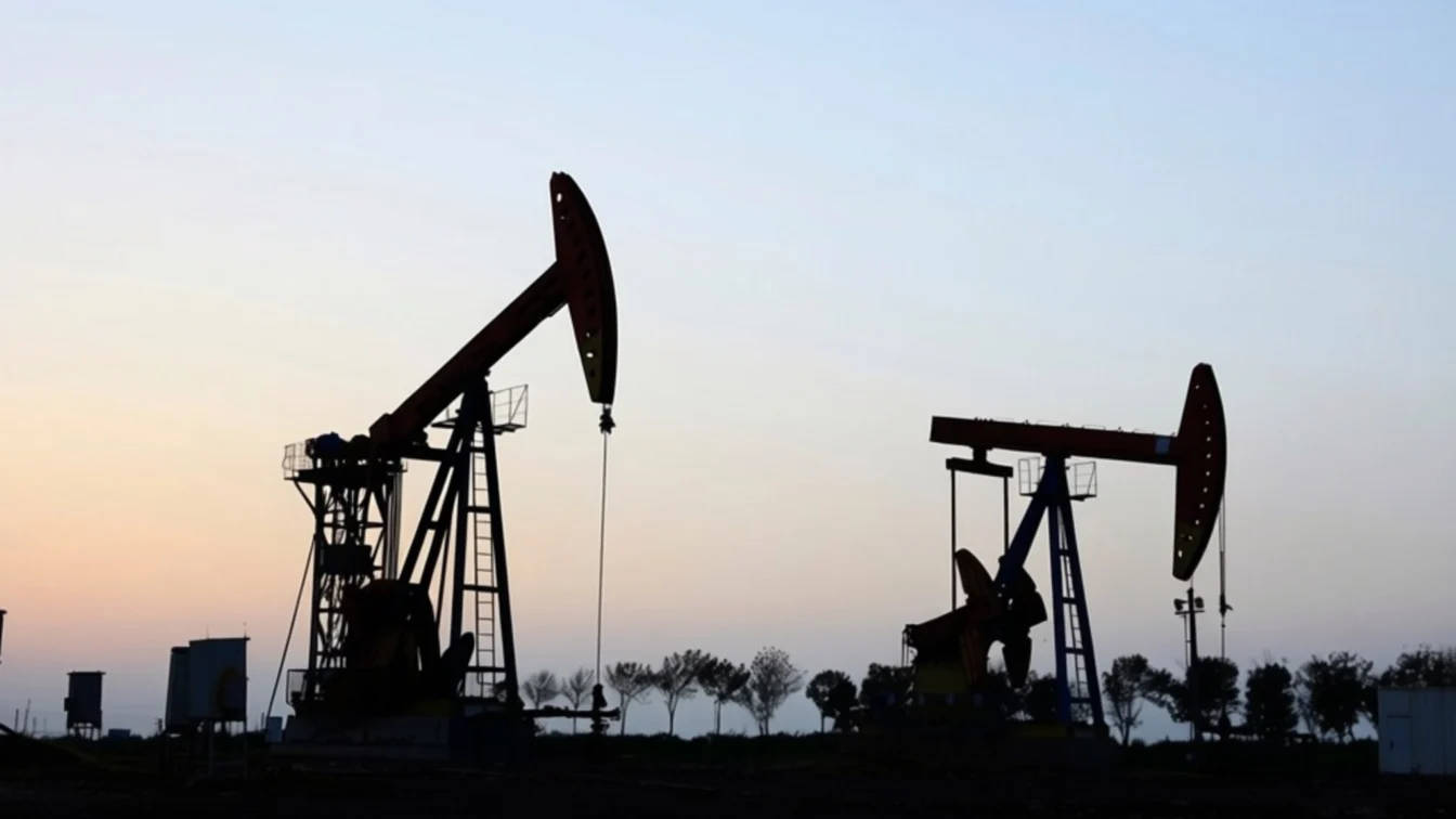 SUA relaxează sancțiunile Iranului și aruncă 140 milioane barili de petrol pe piață