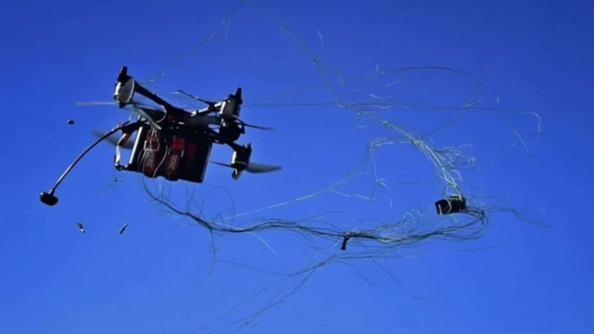 Ucrainenii au creat Cipa, sistemul care prinde dronele rusești cu o plasă de la 25 de metri