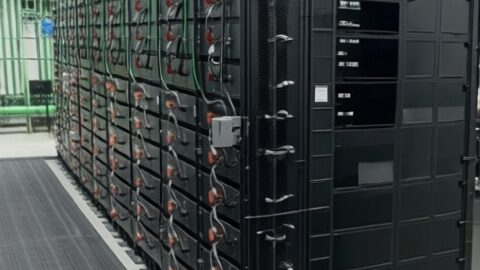 Baterie gigant de 1.200 MWh în Arad. România își va tripla capacitatea de stocare a energiei