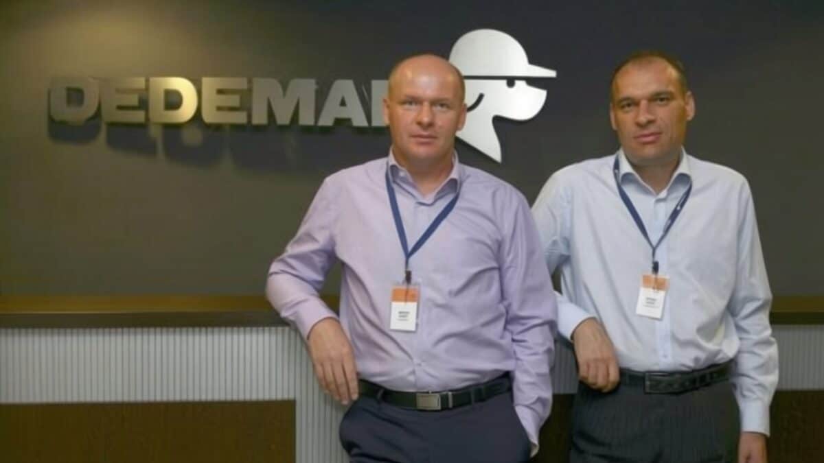 Frații Pavăl plătesc 823 milioane euro pentru Carrefour tranzacția a intrat în analiza Concurenței