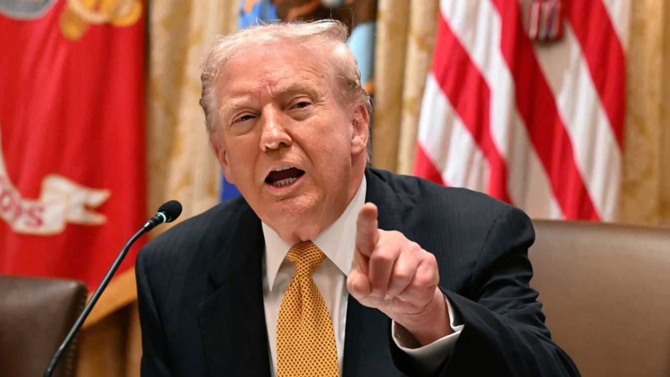Trump lansează un ultimatum de 48 de ore Iranului și amenință cu distrugeri masive