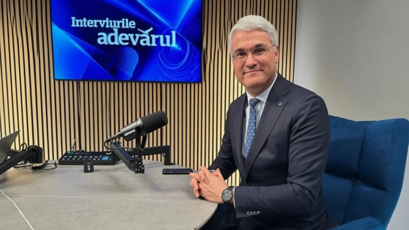 Pîslaru atacă de Florii fariseii care își numără cutiile de pantofi