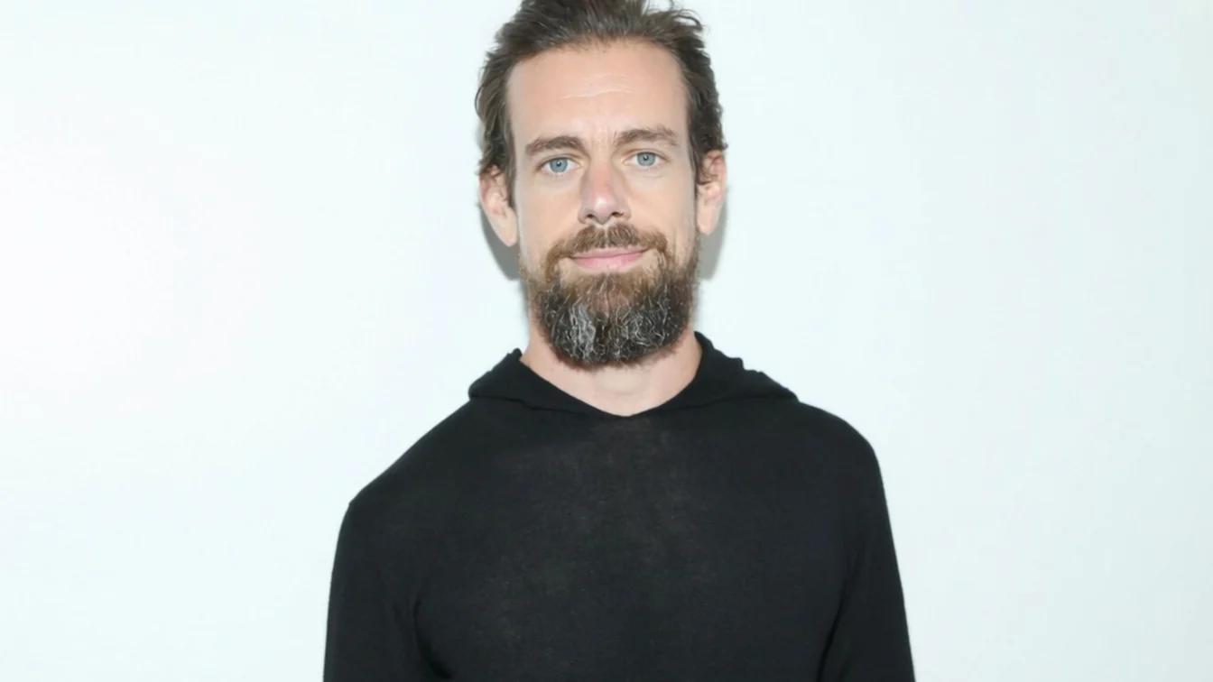 Jack Dorsey dă afară 4.000 de angajați la Block pentru a înlocui managerii cu AI