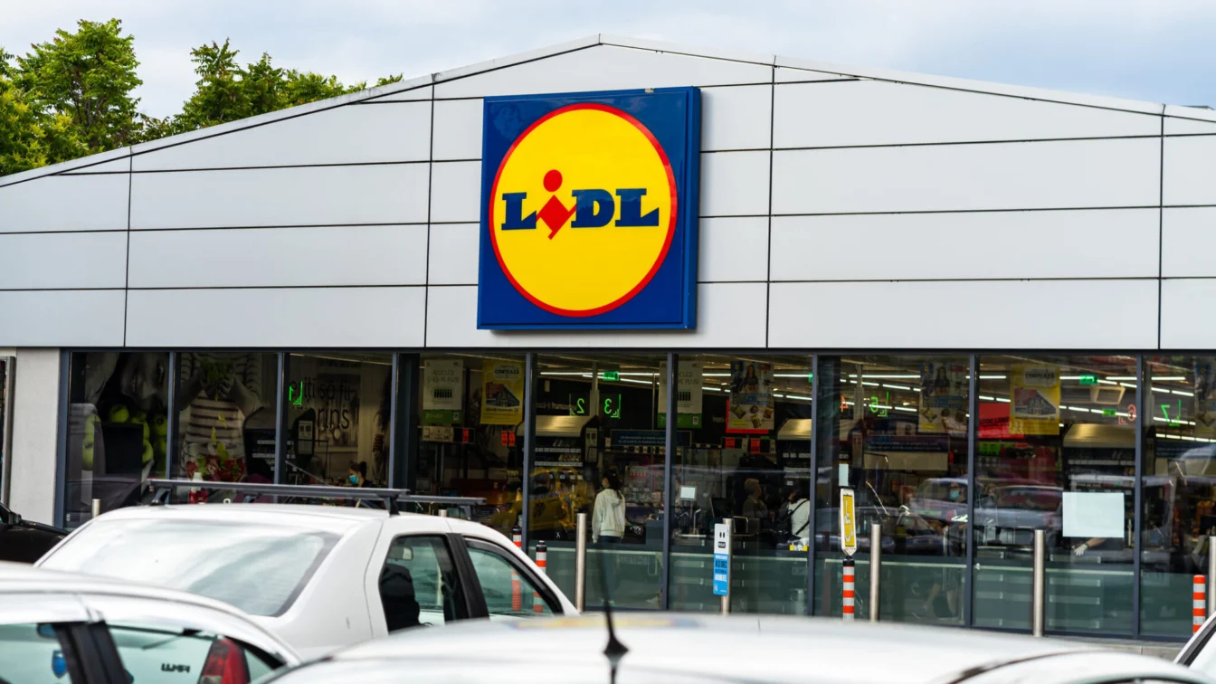 Gata cu statul la coada la Lidl. Anunțul care schimbă cumpărăturile pentru toți românii