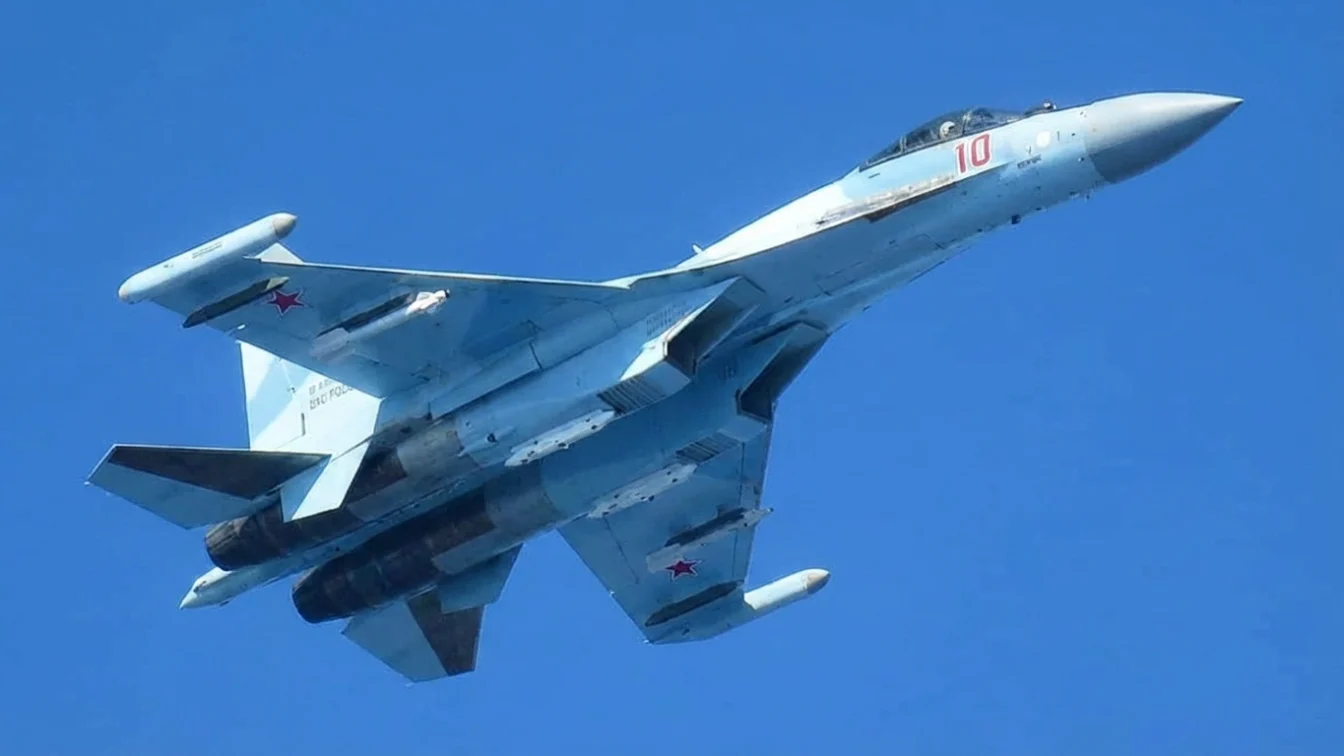 Alerta in Marea Baltica. 12 avioane rusesti interceptate de NATO cu ajutorul Romaniei