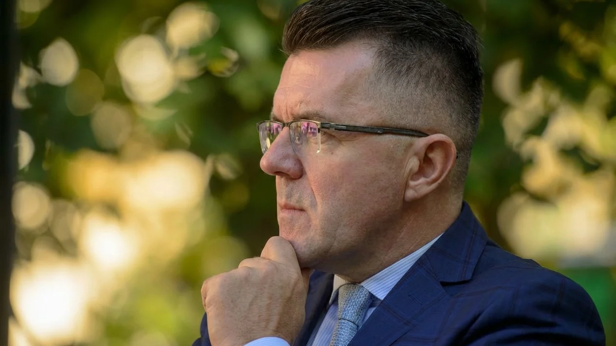 Bomba pe scena politica. AUR nu exclude o guvernare cu PSD si premier social democrat