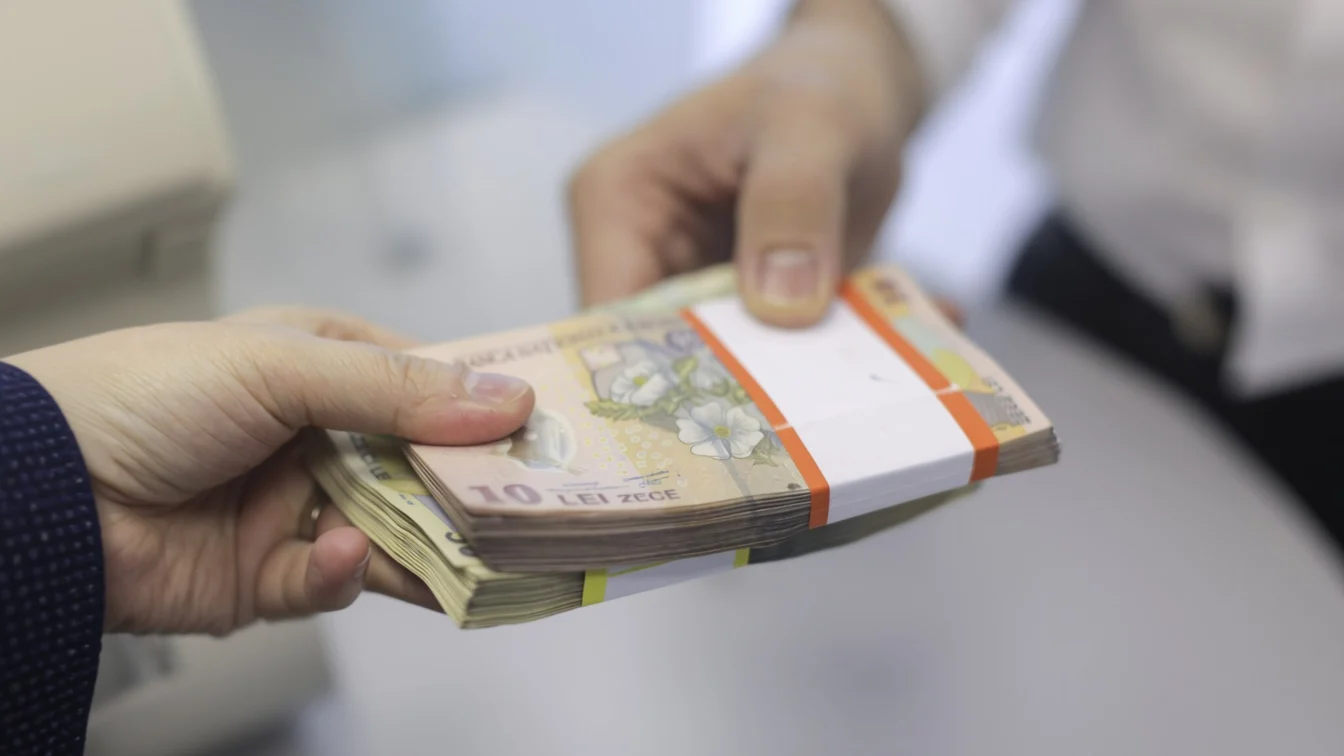 Guvernul majorează ajutoarele pentru copii cu dizabilități cu până la 199 de lei