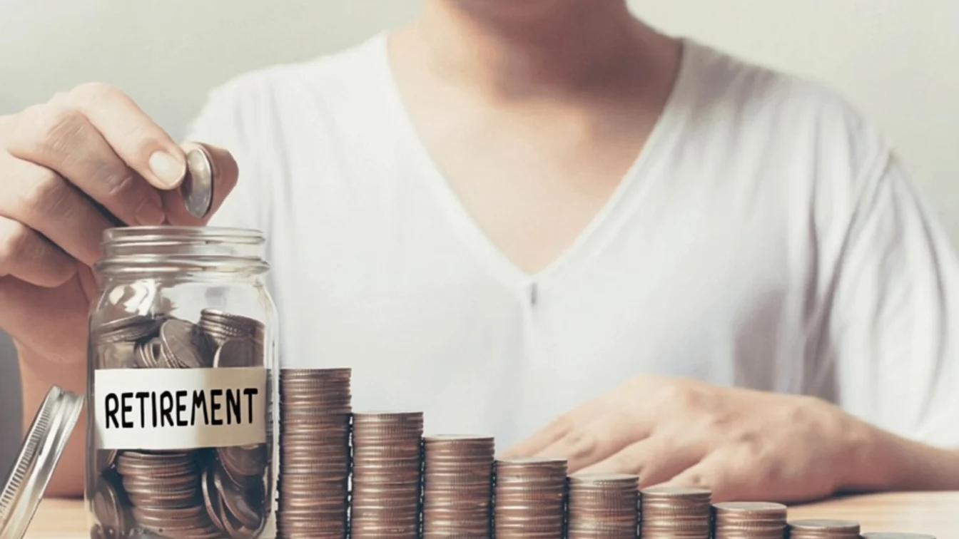 Pensiile a 9 milioane de români scad. Adevăratul motiv nu este războiul din Iran