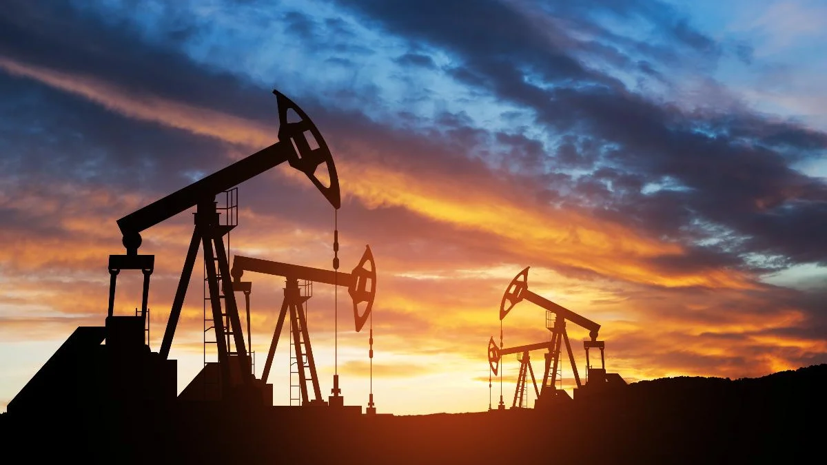 Petrolul rusesc inundă Europa pe o rută secretă. India a crescut importurile cu 1600 la sută