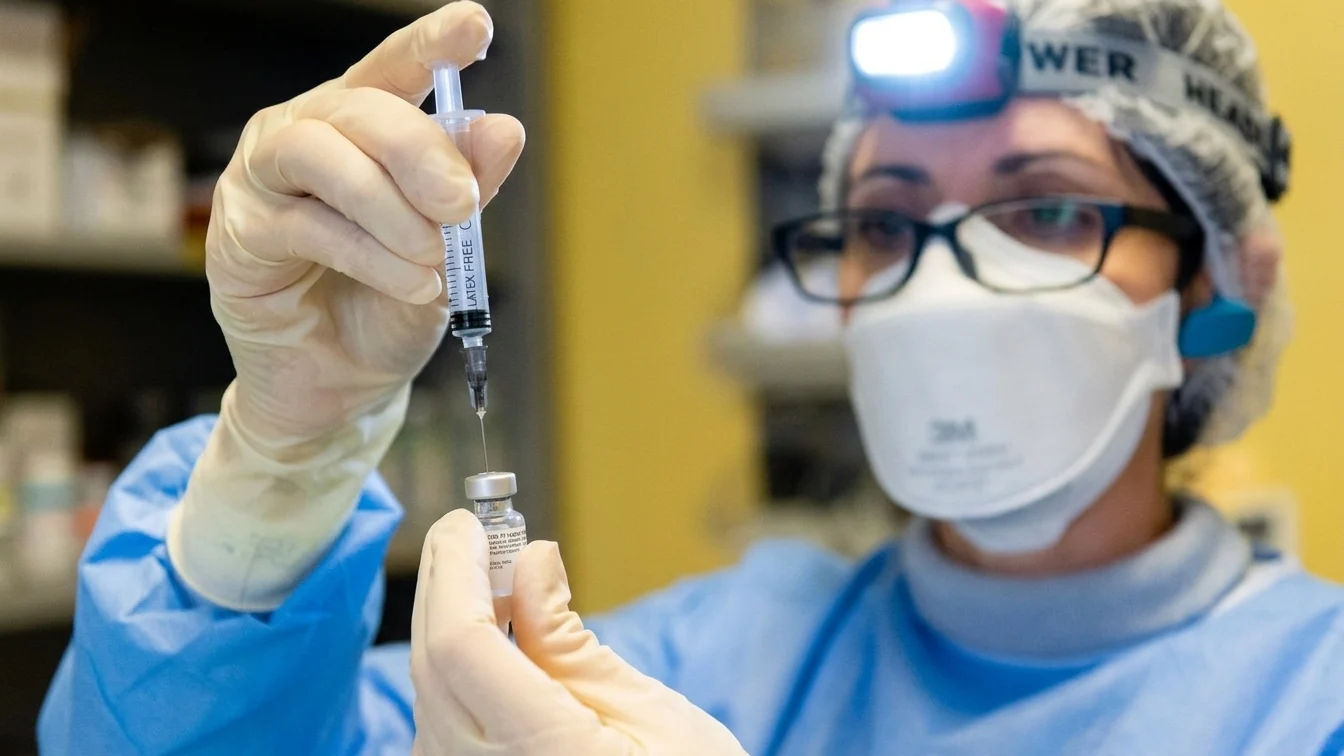 Avertismentul care ingrozeste parintii din Romania. Sute de paralizii la copiii nevaccinati
