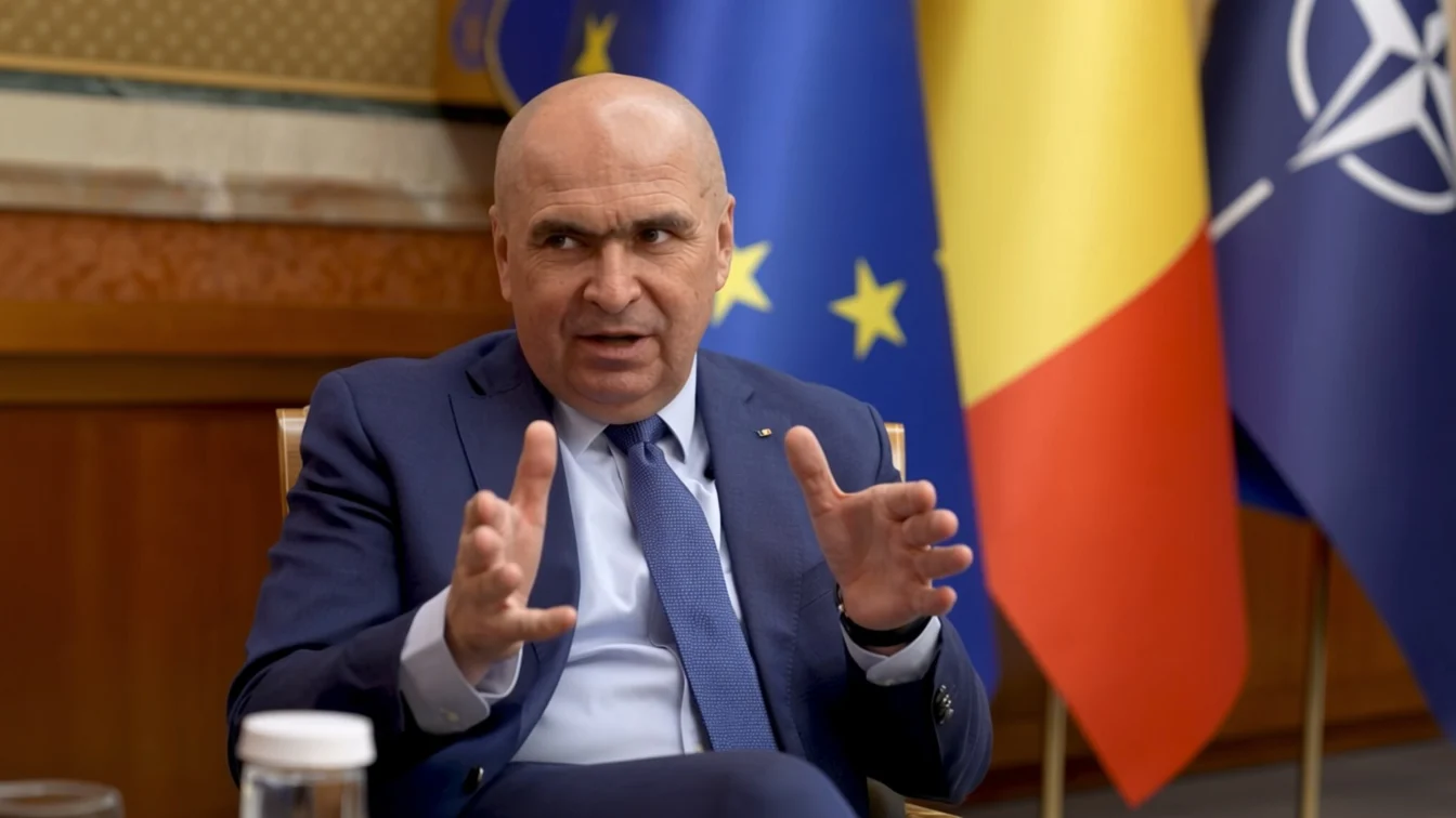 Guvernul reduce acciza la motorina cu 30 de bani. Bolojan – nu avem beneficii din scumpiri