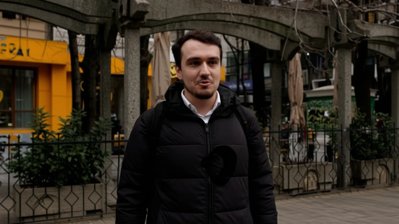 OMS avertizează – singurătatea ucide la fel de mult ca 15 țigări pe zi
