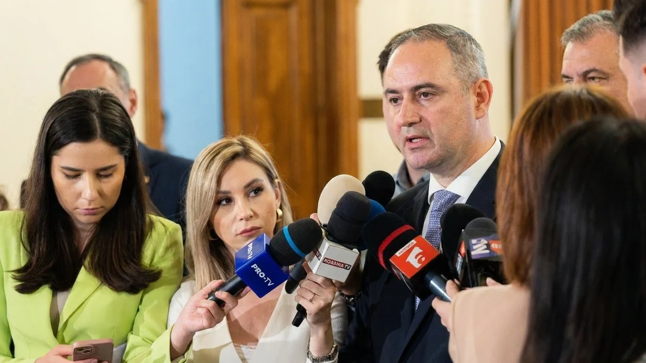 Avertisment dur de la Finante pentru toti romanii. Ce se intampla cu ratele si cursul valutar