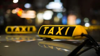 Se schimba regulile la aeroport. Amenda de 779.762 euro pentru companiile de taxi
