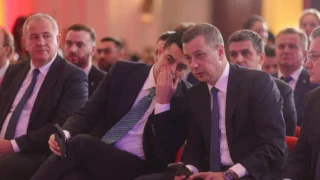 PSD decide miercuri la ora 13 optiunile de guvernare. Nicusor Dan solicita majoritate clara