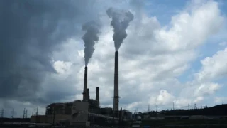 SoftBank investește 75 miliarde de euro în infrastructură AI în Franța. Cea mai mare investiție europeană.