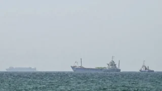 Cotațiile petrolului scad brusc cu 4 procente. Ce decizie a luat Iranul despre Strâmtoarea Ormuz