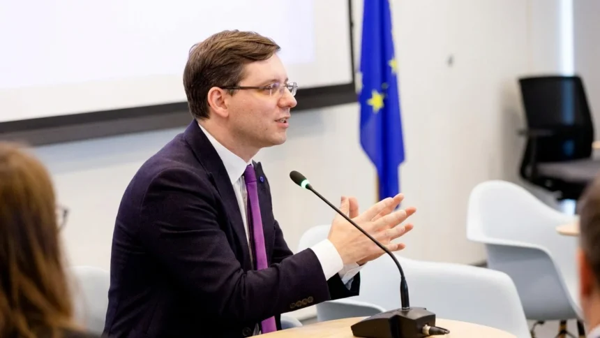 Victor Negrescu