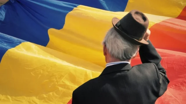 S-a votat. Statul nu mai vinde nicio acțiune la companiile naționale până în 2027. Cine este afectat