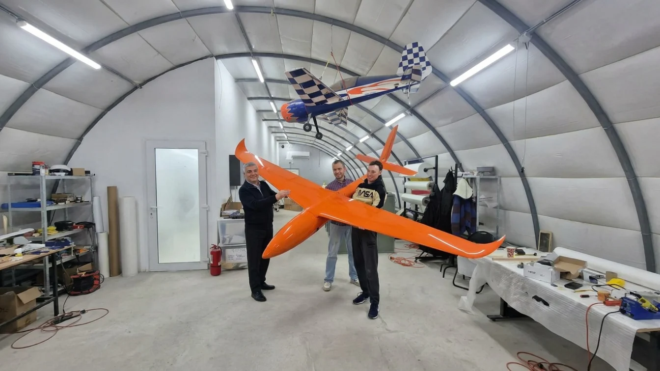 Surpriza uriasa pe piata de aparare. Romanii au construit drona care atinge 500 km pe ora