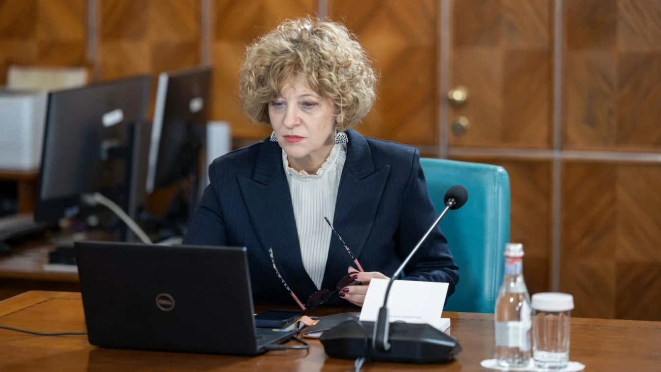 Ce se intampla cu banii marilor antreprenori. Impozitul global pe averi ajunge la 55 la suta Guvernul a demis șeful Autorității pentru Digitalizarea României. Oana Gheorghiu lansează acuzații de „eșecuri în lanț” și pierderi de milioane din PNRR