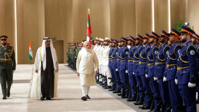 Mutare masiva pe piață globala a energiei. Emiratele pompeaza 5 miliarde de dolari în India