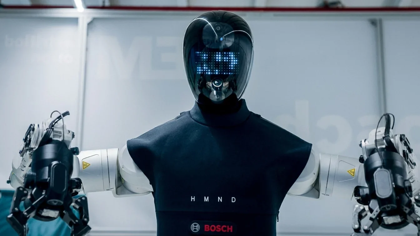 Bosch și Humanoid produc roboți industriali. Piața muncii din logistică se transformă.
