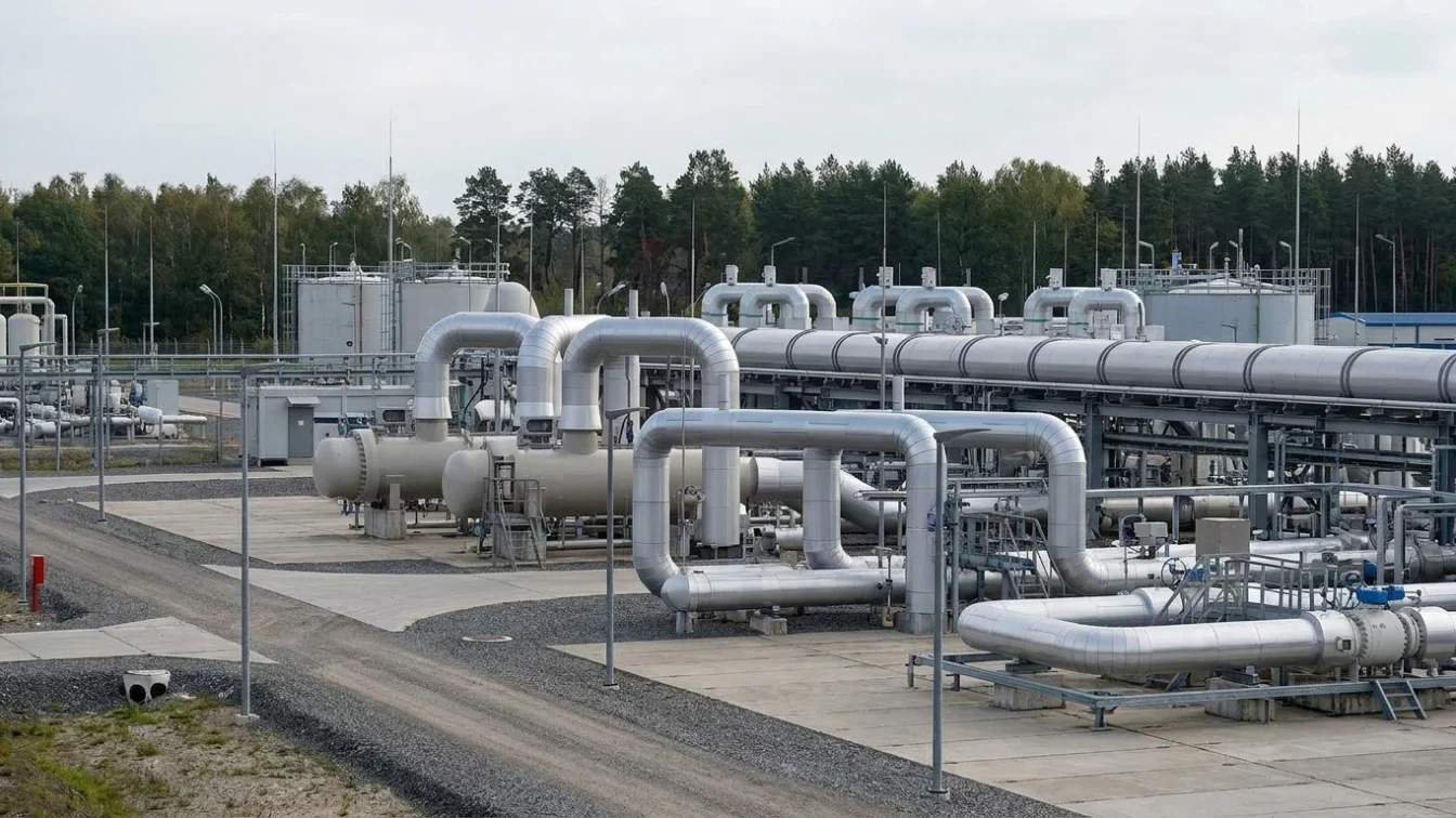 Cifrele care îngrijorează piața energetică. Producția de țiței a României scade abrupt