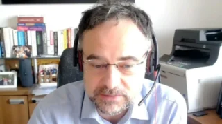 România intră în recesiune. Avertismentul dur al agențiilor de rating pentru noul Guvern