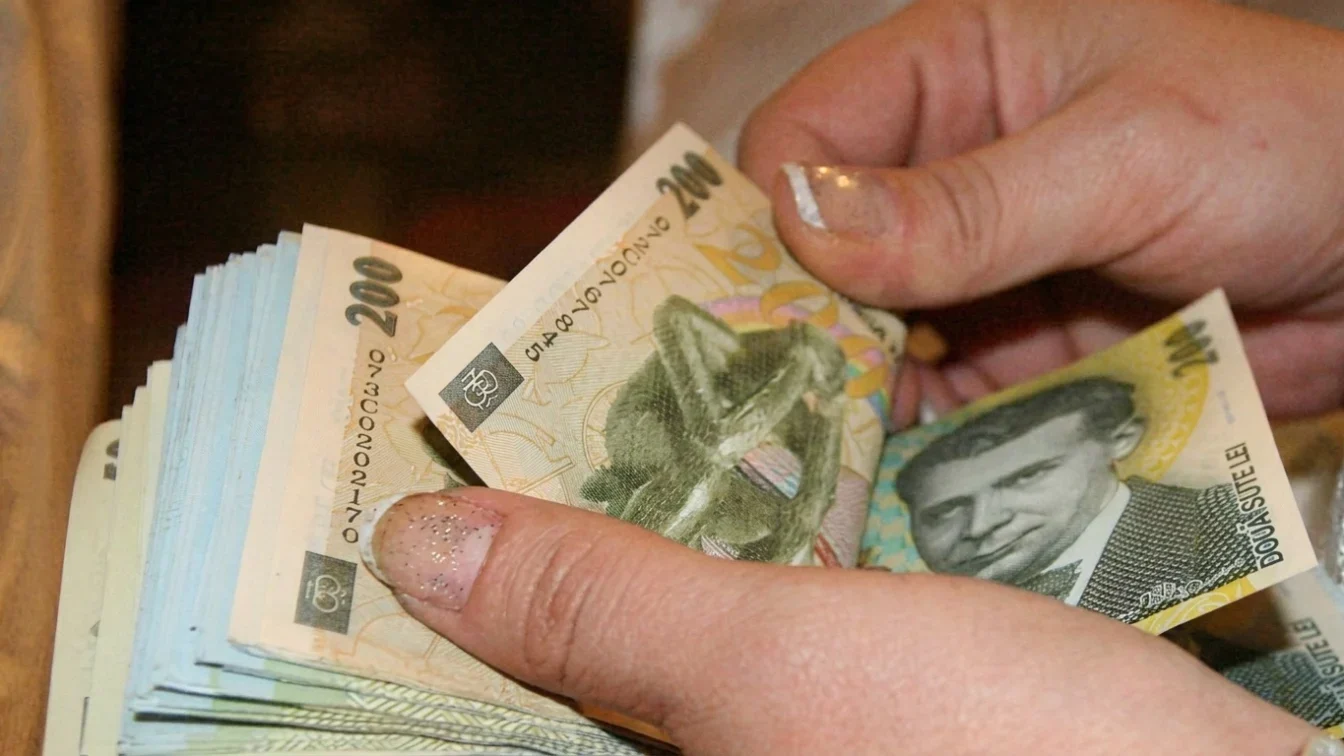 Salariul mediu net crește la 5.938 lei în martie 2026. Datele publicate de INS