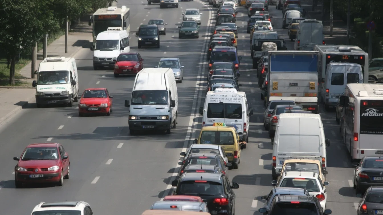 Noile tarife RCA aduc scumpiri de 12 procente pentru șoferi. Ce a publicat Autoritatea de Supraveghere