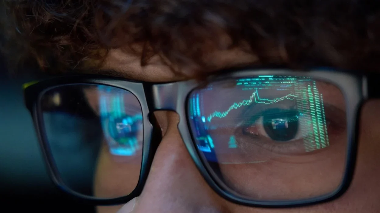 Druckenmiller lichidează 94% din acțiunile Amazon. Achiziție masivă în Intel.