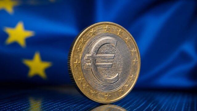 Euro digital intră în linie dreaptă în UE. Miza este suveranitatea plăților și presiunea pe marjele industriei bancare
