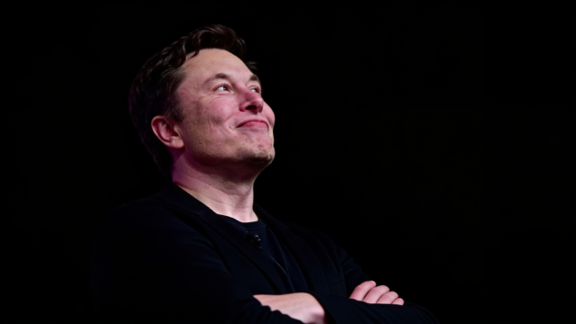 SpaceX a urcat cu 19% la debutul pe Nasdaq. Ce semnal dă pieței o evaluare ridicată fără profit