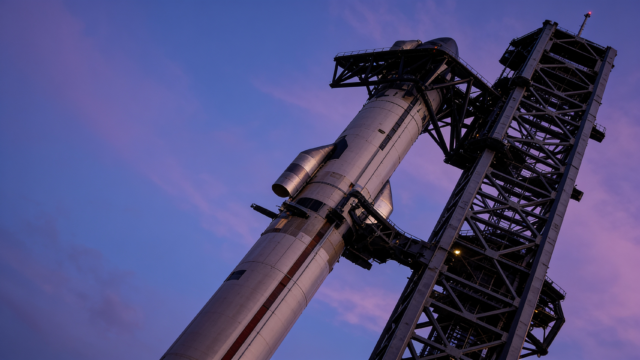 Listarea record a SpaceX mută riscul spre investitorii pasivi. Ce este în joc la un multiplu de 94 de ori veniturile