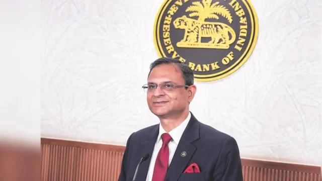 India menține dobânda de referință la 5.25%. Inflația estimată crește la 5.1%.