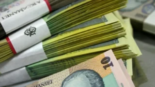 Opt bănci românești au încheiat primul trimestru pe pierdere. Profitul net al sistemului bancar a scăzut cu 9%.