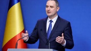 Ratingul investment grade al României intră din nou sub presiune. Cine pierde dacă țara cade în categoria junk