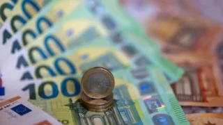 Rezervele BNR au scăzut cu 800 milioane euro în luna mai. Plățile datoriei publice au influențat dinamica.