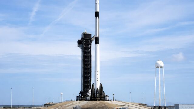 SpaceX intră în Nasdaq 100 din 7 iulie, cu fluxuri pasive estimate la 4,3 miliarde de dolari.