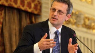 6,2% deficit și 4% din PIB pierderi fiscale. Valentin Lazea indică alternativa la majorarea impozitelor