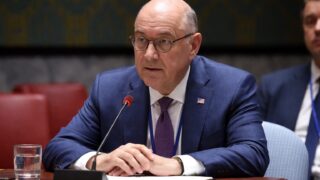 Cum se traduce pentru piețe ruptura dintre doi aliați-cheie la ONU și amenințarea SUA de a-și reevalua finanțarea