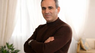 Garry Kasparov avertizează. Rusia pregătește o escaladare militară după alegerile din septembrie