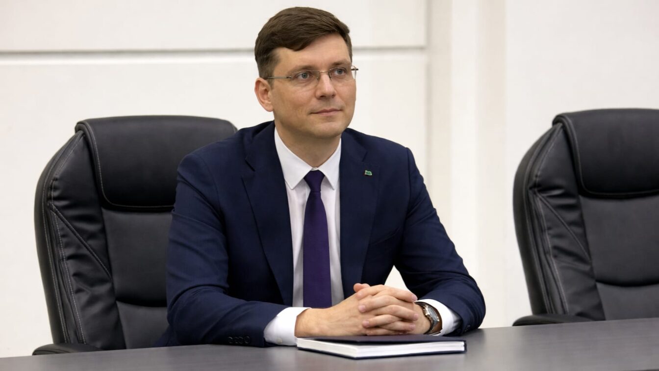 60 de miliarde de euro este pragul minim invocat de Victor Negrescu. Ce riscă România dacă ratarea fondurilor continuă