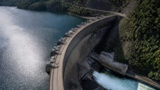 96,7 miliarde lei pentru Hidroelectrica la un preț record de 215 lei. De ce contează avansul de încă 3,4%