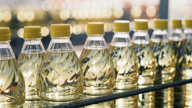 India își reduce importurile de uleiuri vegetale cu 30%, ajungând la 1,11 milioane de tone în iunie