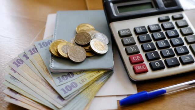 Impozitul pe pensie în 2026. Ce rețineri se aplică sumelor de peste 3.000 de lei